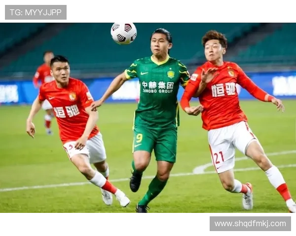 杭州排球队以65分领跑欧锦赛积分榜展现强劲实力